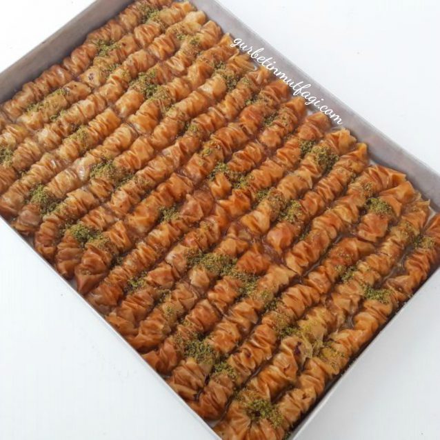 Hazır Yufkadan Çıtır Çıtır Burma Baklava-5Dakikada Yapabilirisiniz-Baklava Tarifleri-Gurbetinmutfagi